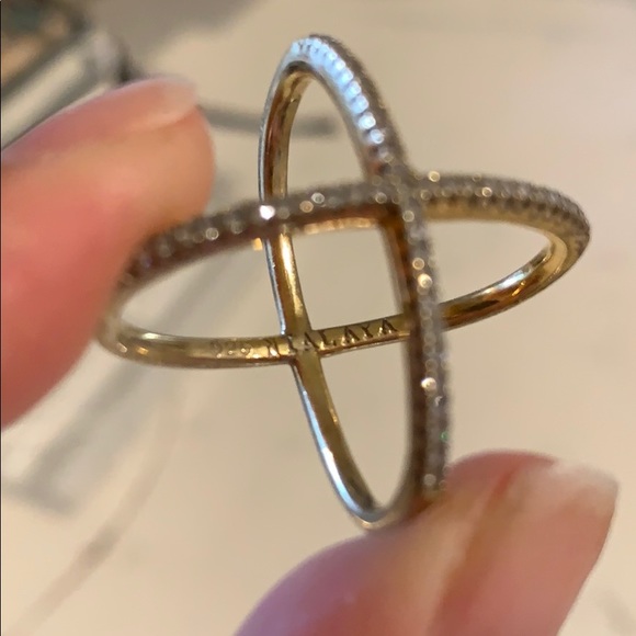 Niayala Cross Diamond Ring - Picture 3 of 3